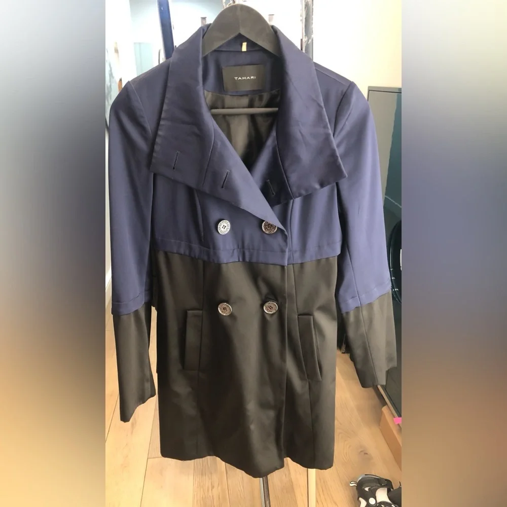 TAHARI Anya Blue / Black Colorblock Satin Women’s Water Resistant Coat (XS) - Picture 6 of 7